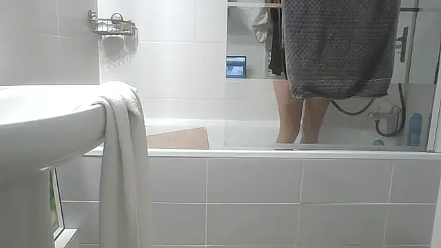 Valentinette online show from 02-19-26, 06:21