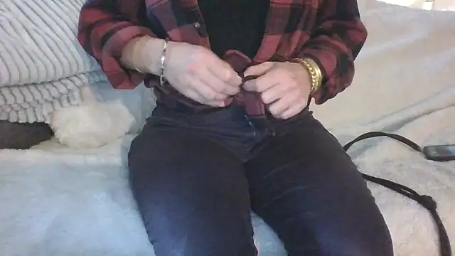 Valentinette online show from 02-10-26, 10:58