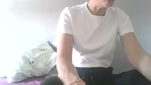 Valentinette online show from 03-21-26, 02:10