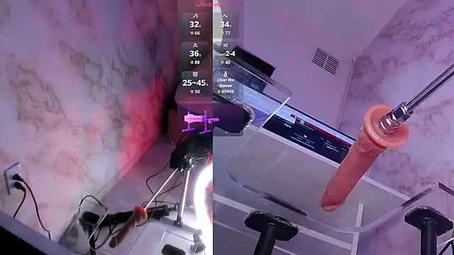 RoxyLicious  online show from 10-10-25, 01:12