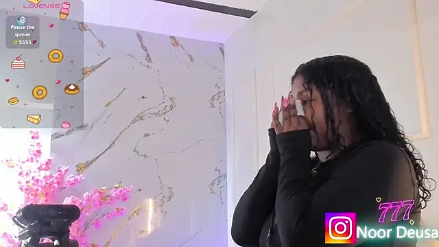 Candaceoweens online show from 04-02-26, 03:46