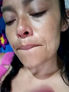 Snapshot of sarayulith chatting on 02-19-26, 01:08 sarayulith online show from 02-19-26, 01:08