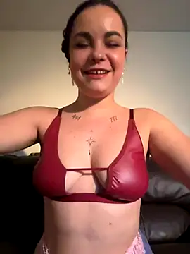 Biana Fernan online show from 11-29-25, 03:34