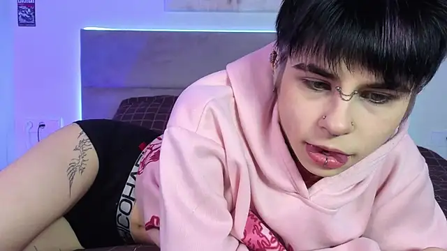 Alex Vallley online show from 12-17-25, 10:59