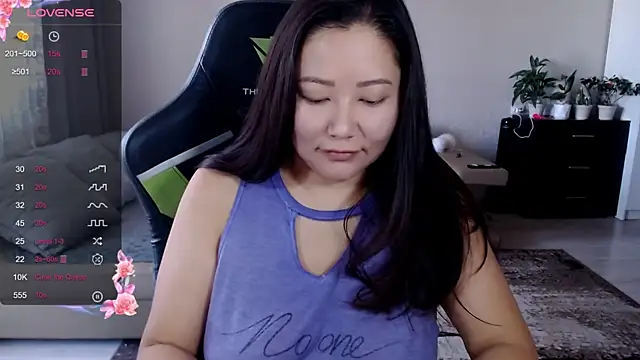 LisaAsianFlower online show from 09-16-25, 05:41