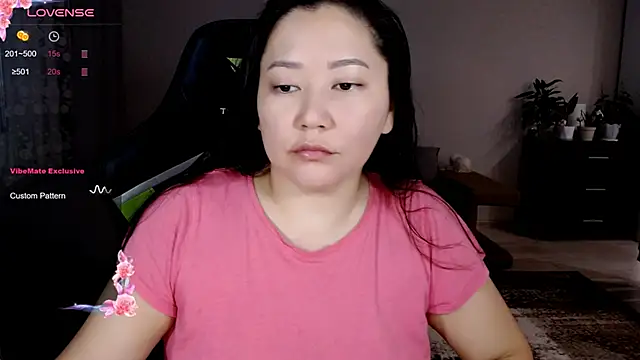 LisaAsianFlower online show from 10-10-25, 12:55