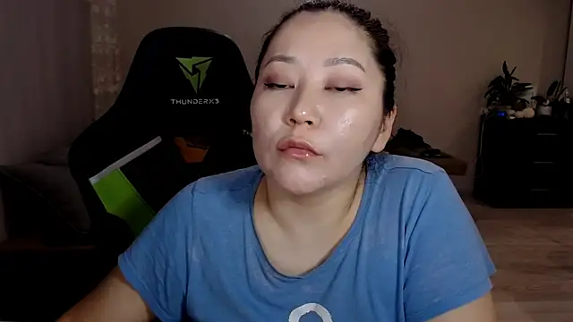 LisaAsianFlower online show from 03-20-25, 02:42