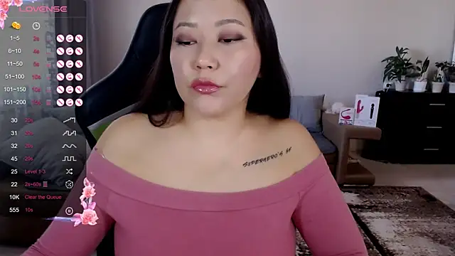LisaAsianFlower online show from 09-10-25, 03:49