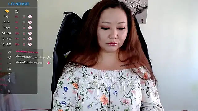Snapshot of LisaAsianFlower chatting on 06-16-26, 04:12 LisaAsianFlower online show from 06-16-26, 04:12