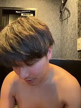 waka3232 online show from 12-05-25, 01:43