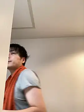 waka3232 online show from 10-10-25, 02:34