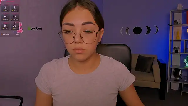 kiki swan online show from 11-05-25, 10:51