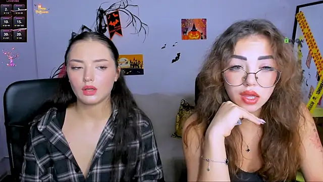 kiki swan online show from 10-27-25, 02:40