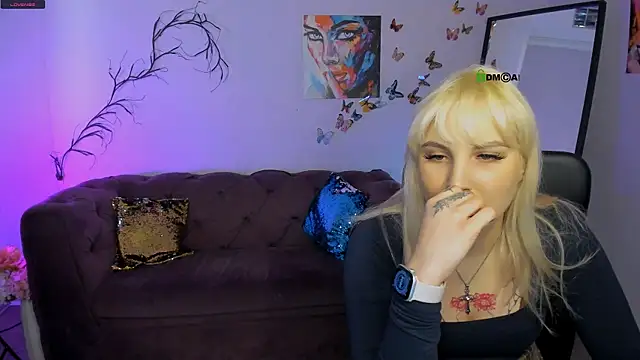 kiki swan online show from 01-12-26, 07:04