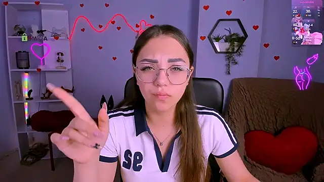 Snapshot of kiki_swan chatting on 05-28-26, 05:48 kiki swan online show from 05-28-26, 05:48
