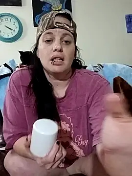 Snapshot of cattlegurl chatting on 11-02-25, 10:09 cattlegurl online show from 11-02-25, 10:09