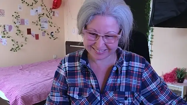 Wane Witch online show from 04-19-26, 08:48