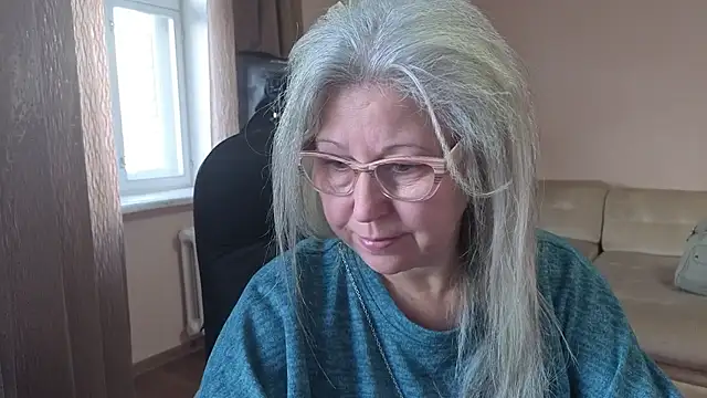 Snapshot of Wane_Witch chatting on 10-19-25, 04:37 Wane Witch online show from 10-19-25, 04:37