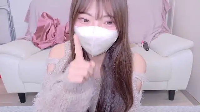 Snapshot of Ran-o0_0o chatting on 04-24-26, 06:37 Ran-o0 0o online show from 04-24-26, 06:37