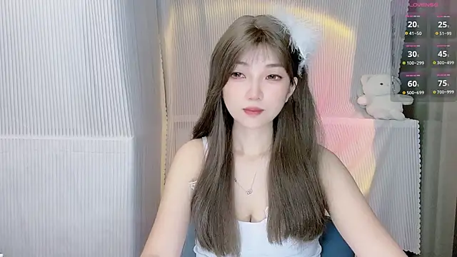 Evelyn-168 online show from 10-05-25, 02:19