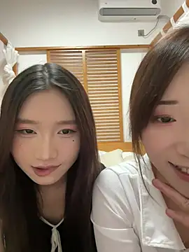 Snapshot of TOP_yoyo chatting on 01-16-26, 06:50 TOP yoyo online show from 01-16-26, 06:50