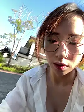 Snapshot of TOP_yoyo chatting on 11-28-25, 08:14 TOP yoyo online show from 11-28-25, 08:14