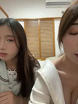 Snapshot of TOP_yoyo chatting on 01-13-26, 07:34 TOP yoyo online show from 01-13-26, 07:34