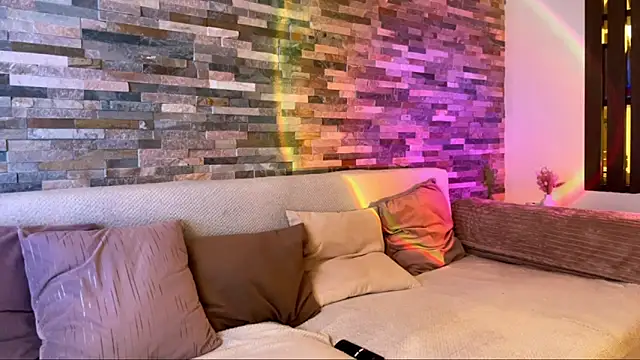 Aurora 5 online show from 11-15-25, 02:54