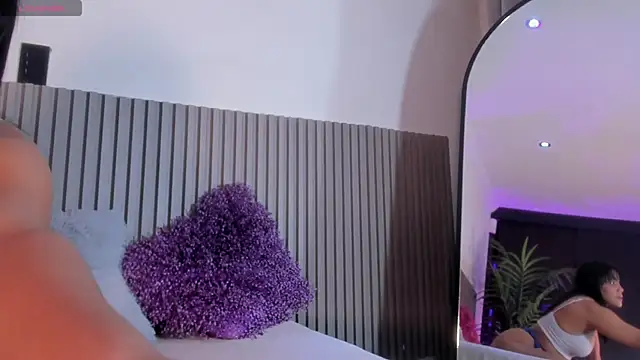 adalinarusell  online show from 04-16-26, 11:11