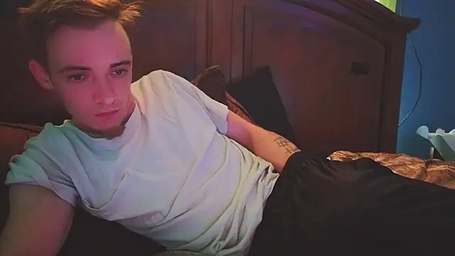 Ilovepussy1911 online show from 04-09-26, 04:57