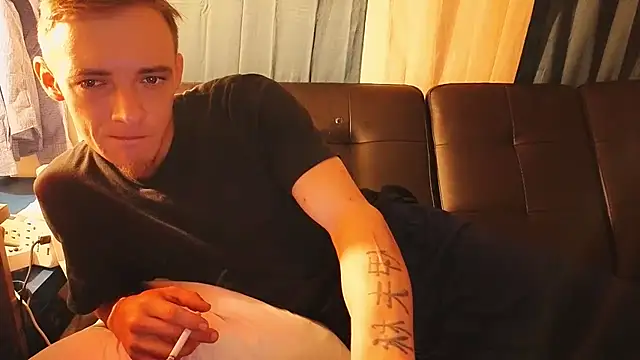Ilovepussy1911 online show from 08-02-26, 09:12
