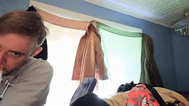 Ilovepussy1911 online show from 03-22-26, 04:30