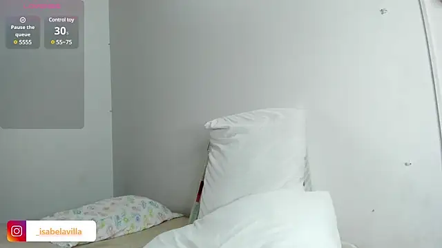 isabela villa  online show from 03-17-25, 12:25