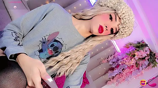 Snapshot of Nina_Keyli chatting on 06-23-26, 05:11 Nina Keyli online show from 06-23-26, 05:11