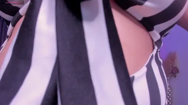 heidy johns online show from 11-25-25, 03:18