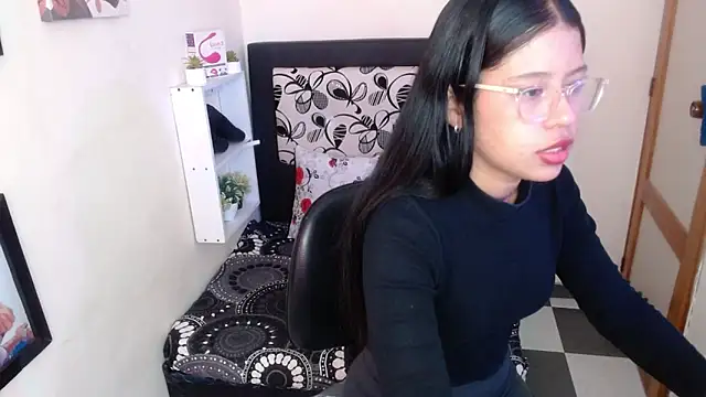 Snapshot of Biianca_Myers chatting on 03-13-25, 12:56 Biianca Myers online show from 03-13-25, 12:56