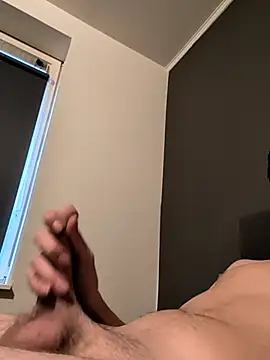 Snapshot of arnoanro chatting on 10-13-25, 12:51 arnoanro online show from 10-13-25, 12:51