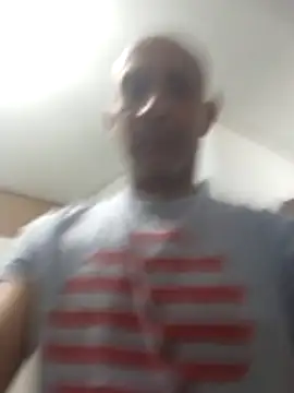 Snapshot of locotronalo chatting on 10-24-25, 12:20 locotronalo online show from 10-24-25, 12:20