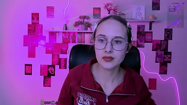 mona cloud online show from 03-13-26, 09:09