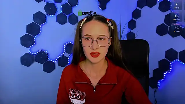 mona cloud online show from 05-13-26, 07:43