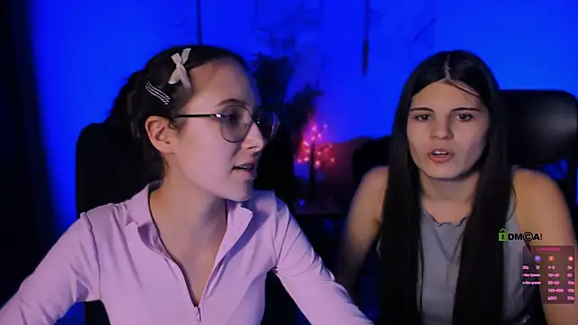 mona cloud online show from 11-24-25, 12:43