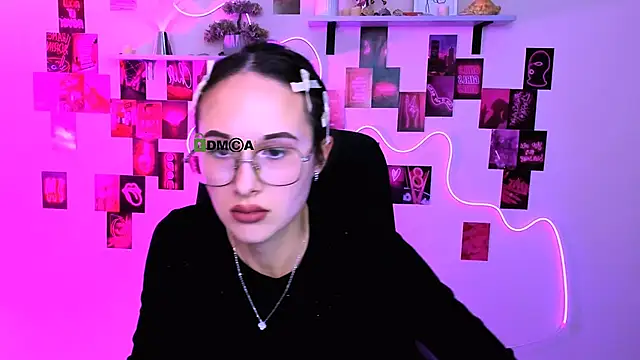 mona cloud online show from 03-04-26, 08:16