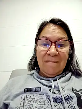 victoria wayne online show from 03-25-26, 09:41