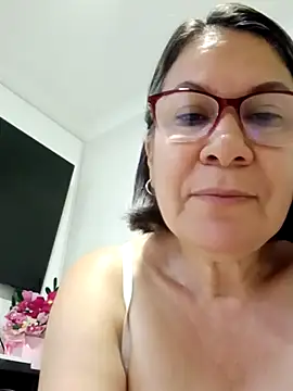 victoria wayne online show from 02-12-26, 09:42