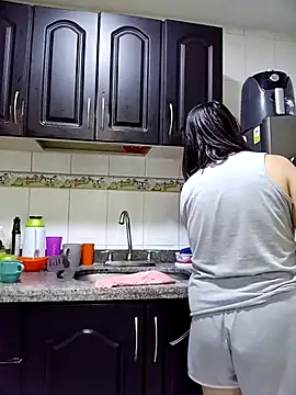 victoria wayne online show from 04-09-26, 10:10