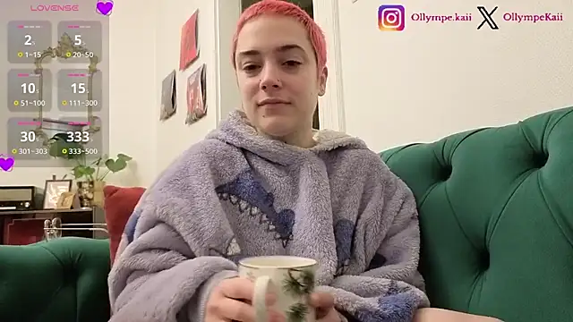 Snapshot of OllympeKaii chatting on 02-14-26, 05:40 OllympeKaii online show from 02-14-26, 05:40