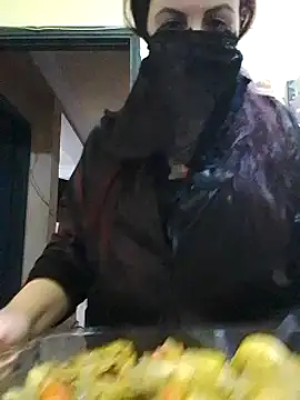 Snapshot of patrona_sexooo chatting on 03-08-25, 12:11 patrona sexooo online show from 03-08-25, 12:11