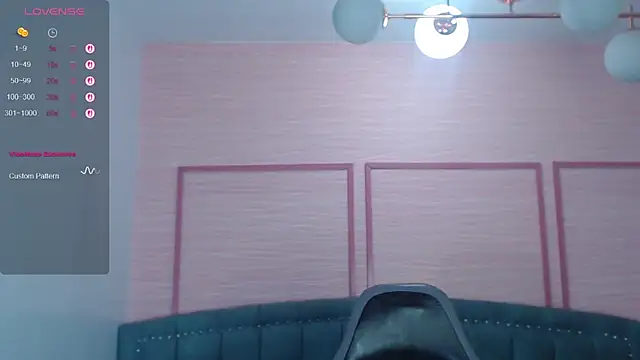 emma wockll t online show from 10-15-25, 01:37