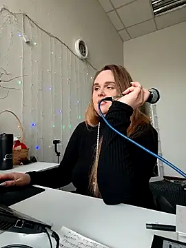 Juicy PeachLux online show from 05-11-26, 08:16