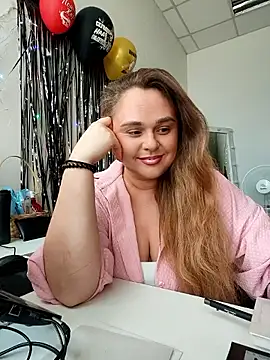 Juicy PeachLux online show from 06-04-26, 08:41